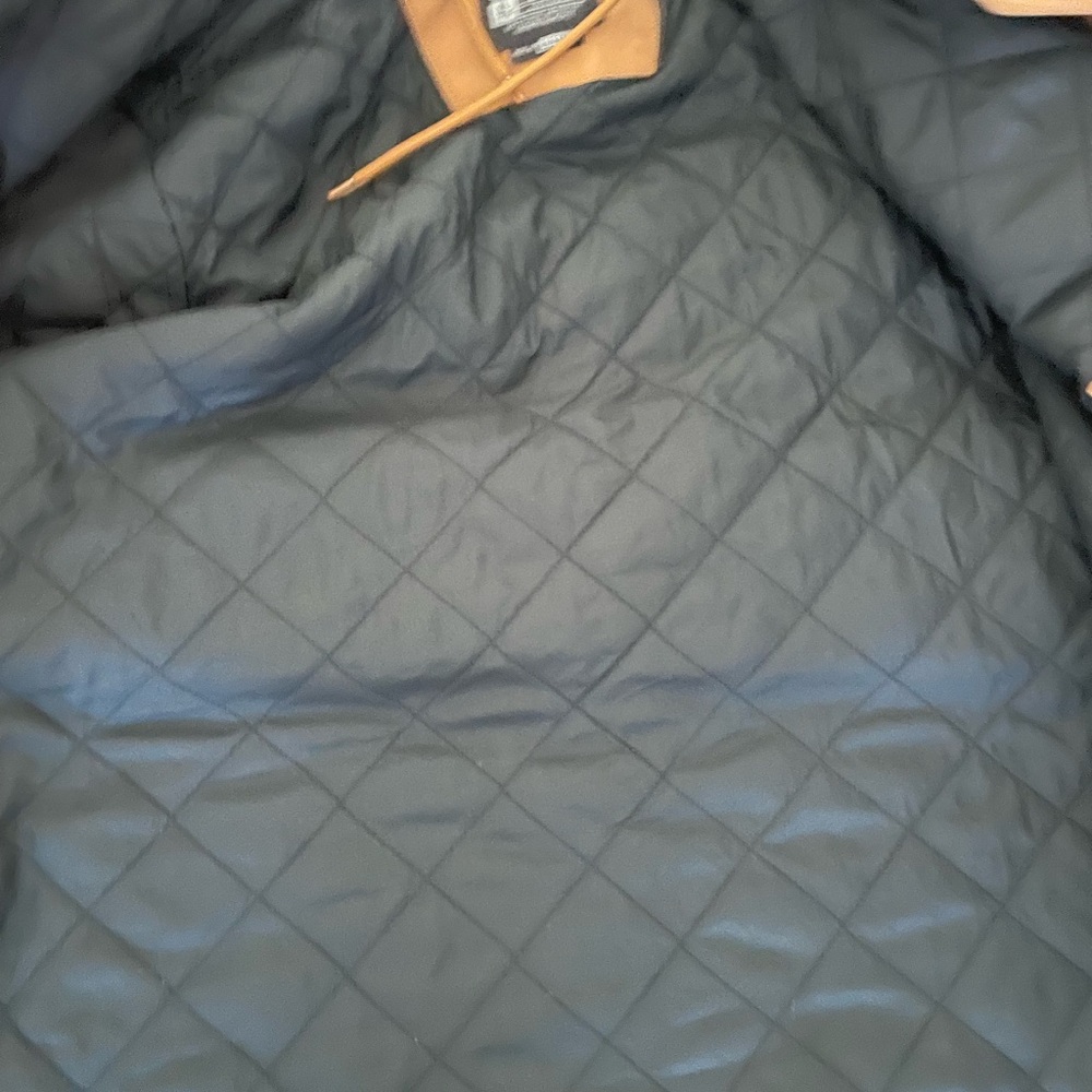 Excellent like new Carharrt coat - Picture 6 of 7